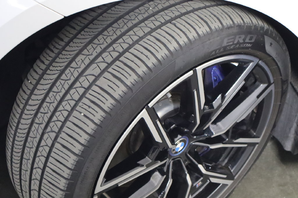 Used 2023 BMW i4 eDrive40 w/ M Sport Package RWD image 39