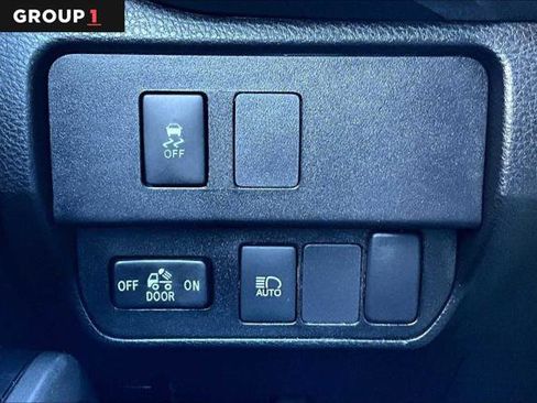 Certified 2023 Toyota Tacoma SR5 AWD/4WD image 34