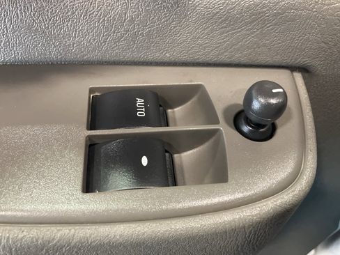 Used 2024 Chevrolet Express 2500 w/ Driver Convenience Package image 11