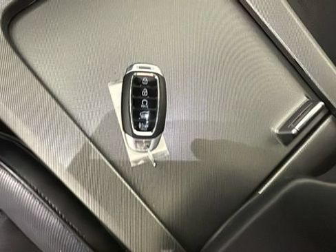 Used 2021 Hyundai Palisade Limited AWD/4WD image 21