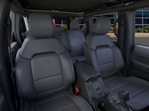 New 2025 Ford Bronco Big Bend w/ Black Diamond Package image 10