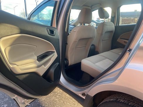 Used 2018 Ford EcoSport S image 16