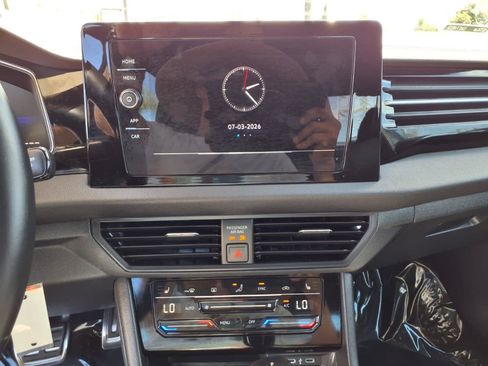 Used 2025 Volkswagen Jetta Sport FWD image 22