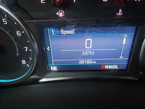 Certified 2024 Chevrolet Equinox LT w/ LPO, Floor Liner Package image 15