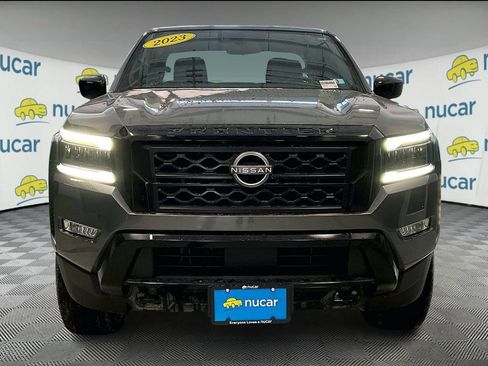 Used 2023 Nissan Frontier SV w/ Midnight Edition Package image 2