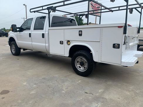 Used 2016 Ford F250 XL w/ Power Equipment Group AWD/4WD image 4