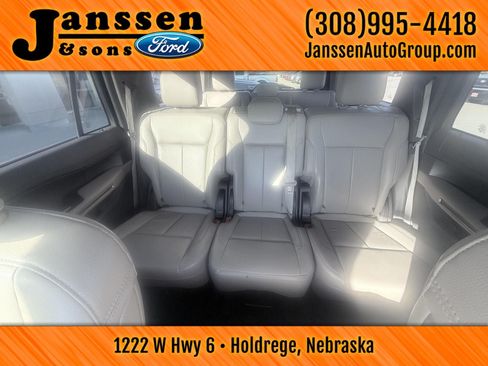 Used 2020 Ford Expedition XLT w/ Equipment Group 202A RWD image 29