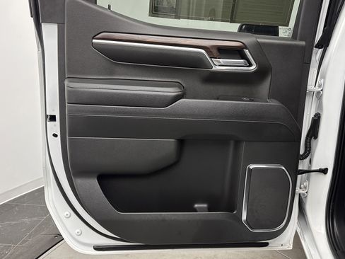 Used 2022 GMC Sierra 1500 SLT image 23