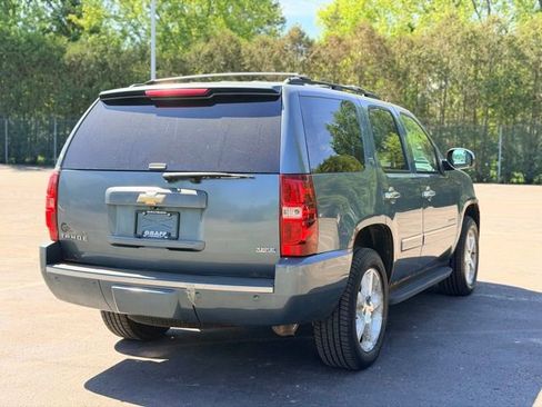 Used 2009 Chevrolet Tahoe LTZ AWD/4WD image 3