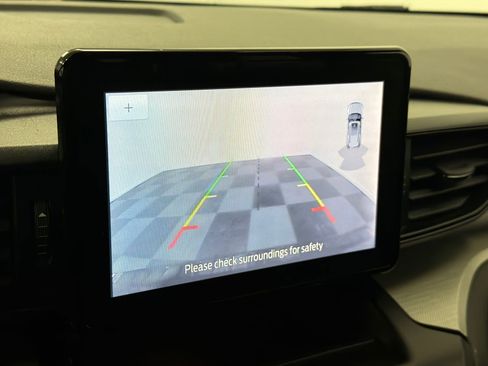 Used 2020 Ford Explorer XLT w/ Comfort Package image 27