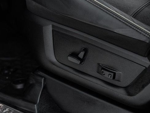 Used 2019 RAM 3500 Laramie AWD/4WD image 33