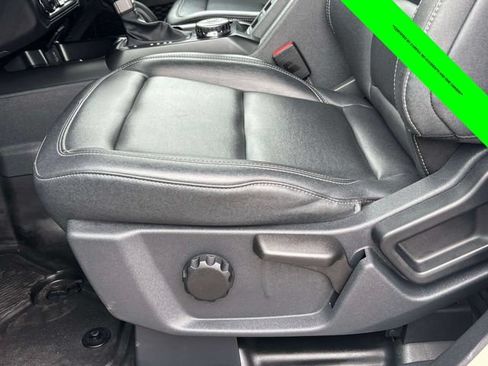 Used 2025 Ford Bronco Badlands w/ Sasquatch Package AWD/4WD image 5