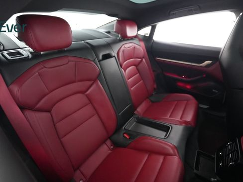 Used 2022 Porsche Taycan 4S AWD/4WD image 5