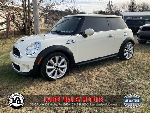 Used 2012 MINI Cooper S image 1