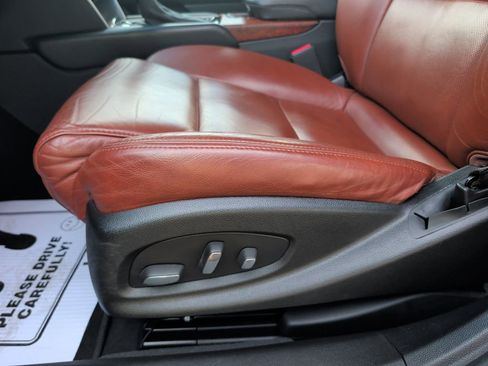 Used 2015 Cadillac XTS Luxury image 9