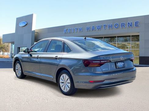 Used 2019 Volkswagen Jetta S w/ Driver Assistance Package FWD image 4