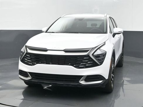 Used 2024 Kia Sportage EX AWD/4WD image 2