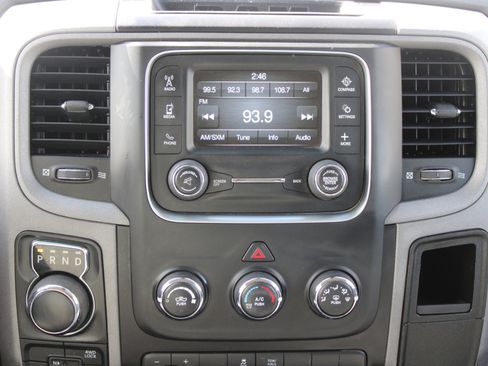 Used 2016 RAM 1500 Express image 10