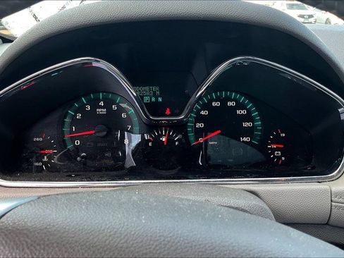 Used 2016 Chevrolet Traverse LT AWD/4WD image 12