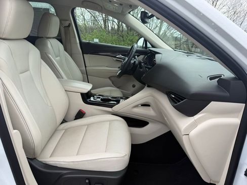 Used 2022 Buick Envision Essence w/ Technology Package I image 21