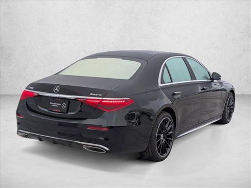 New 2026 Mercedes-Benz S 580 4MATIC Sedan image 2
