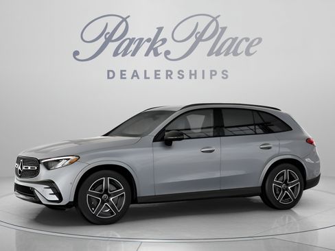 Certified 2025 Mercedes-Benz GLC 300 4MATIC w/ AMG Line image 3