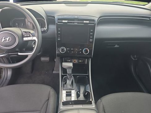 Used 2023 Hyundai Tucson SE AWD/4WD image 11