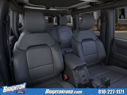 Used 2026 Ford Bronco Badlands AWD/4WD image 10
