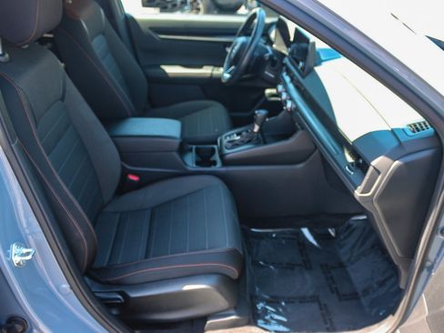 Used 2024 Honda CR-V Sport image 17
