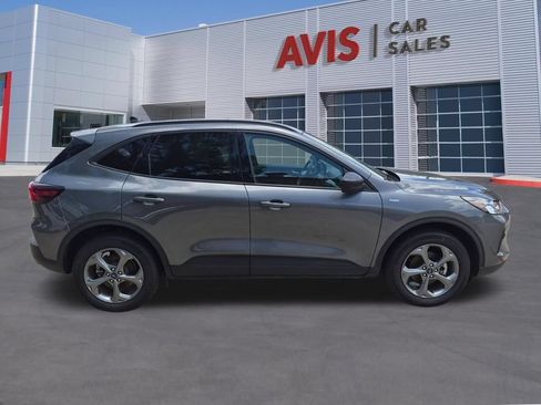 Used 2025 Ford Escape ST-Line AWD/4WD image 5