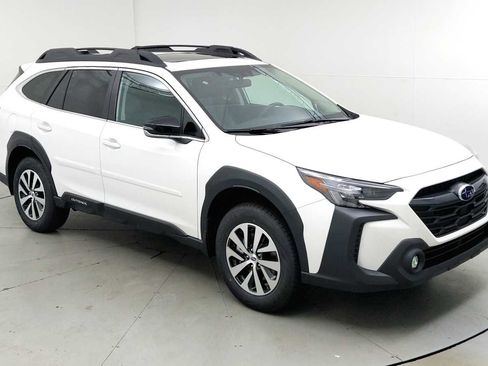 New 2025 Subaru Outback Premium image 1