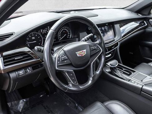 Used 2018 Cadillac CT6 Luxury AWD/4WD image 10