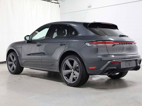 Certified 2024 Porsche Macan AWD/4WD image 3