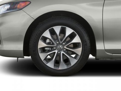 Used 2015 Honda Accord EX image 11