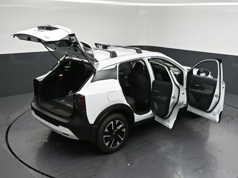 New 2026 Nissan Kicks SV w/ Cold Weather Package AWD/4WD image 23
