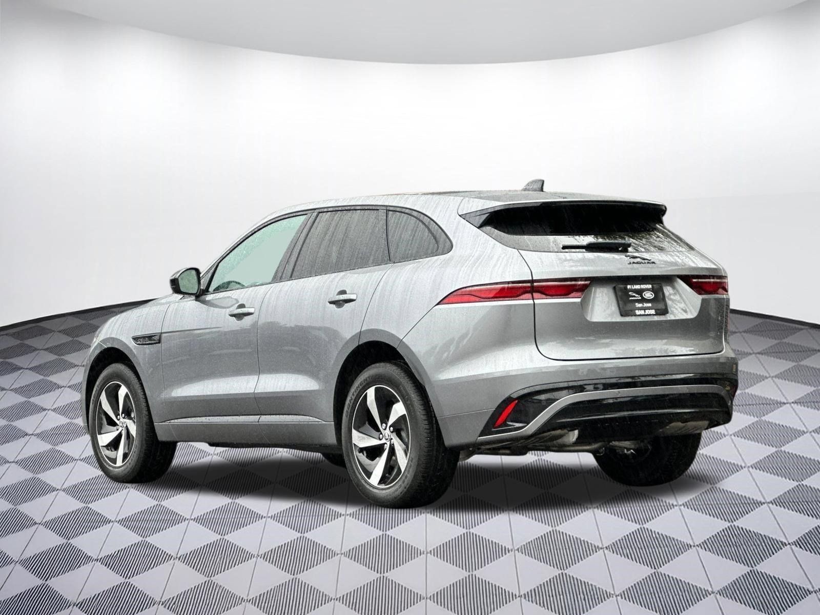 New 2025 Jaguar F-PACE R-Dynamic S AWD/4WD image 24