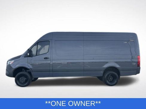 Used 2024 Mercedes-Benz Sprinter 3500 image 2