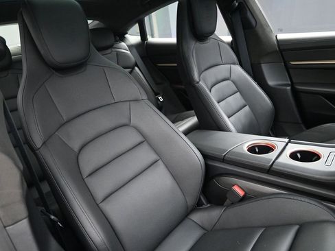 Certified 2020 Porsche Taycan Turbo S image 30