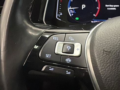 Used 2019 Volkswagen Jetta SEL Premium image 13