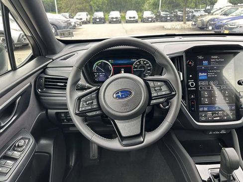 Used 2025 Subaru Forester Premium w/ Protection Package (1PH) AWD/4WD image 10
