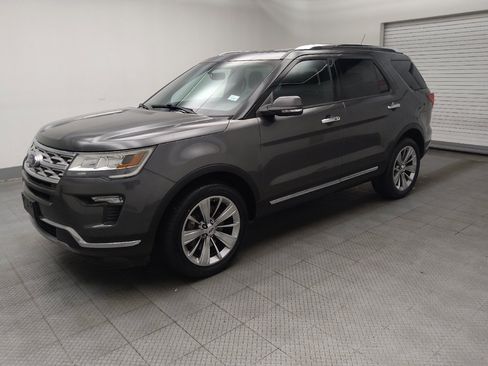 Used 2018 Ford Explorer Limited AWD/4WD image 2