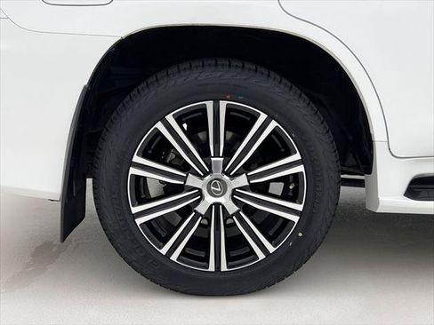 Certified 2021 Lexus LX 570 4WD w/ Luxury Package image 30