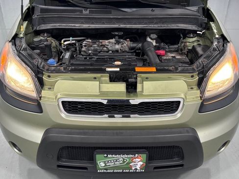 Used 2011 Kia Soul + FWD image 30