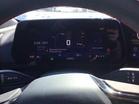 Used 2024 Chevrolet Blazer EV RS image 37