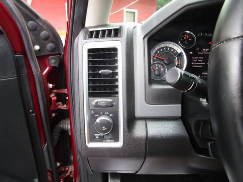 Used 2017 RAM 1500 Lone Star AWD/4WD image 17