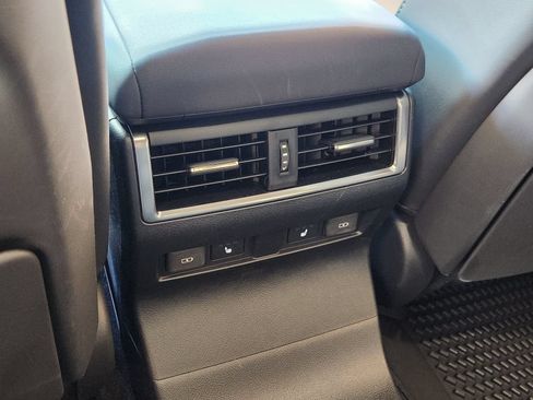 Used 2025 Lexus GX 550 AWD/4WD image 30