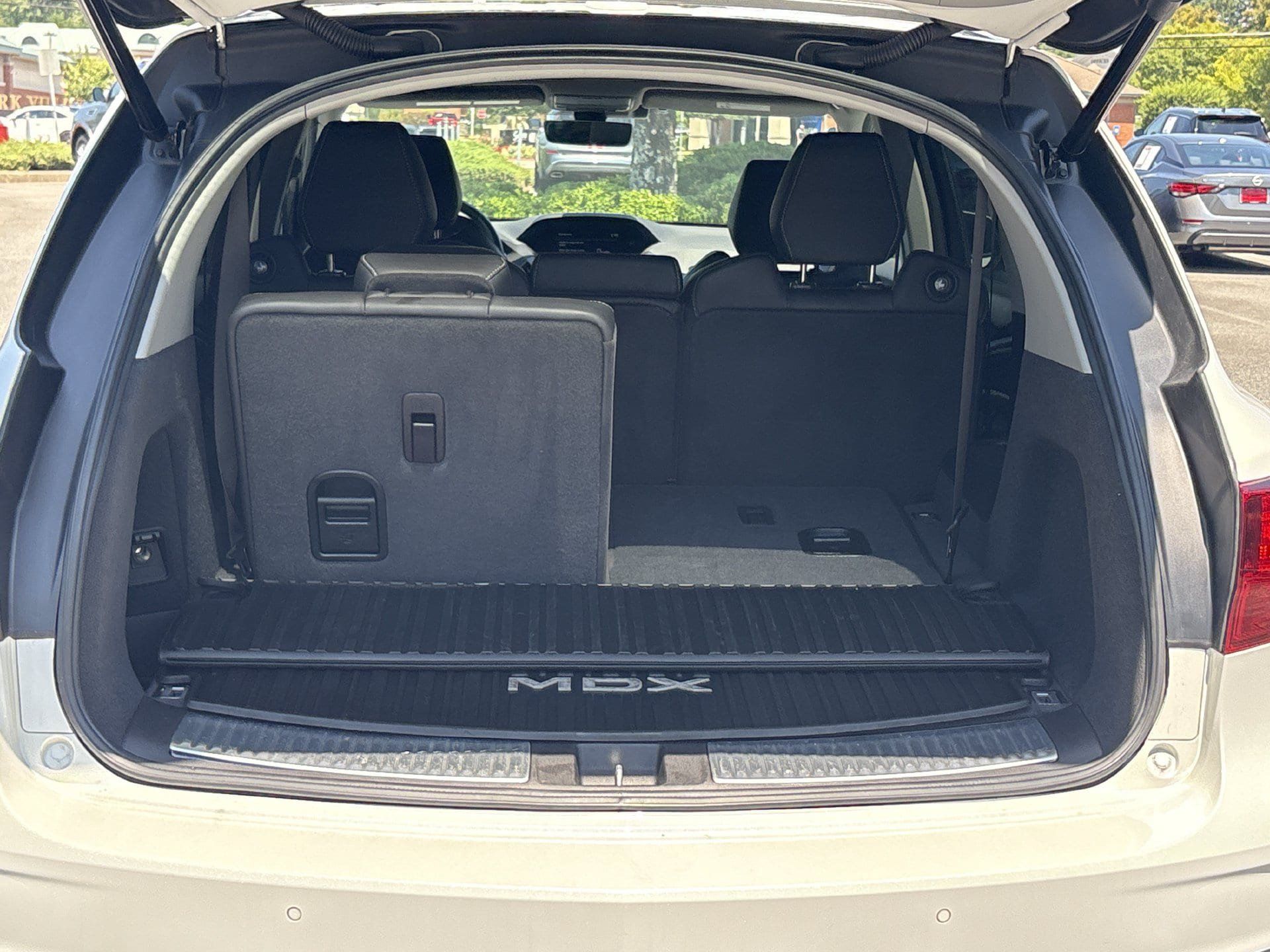 Used 2020 Acura MDX w/ Technology Package FWD image 23