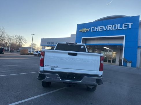 Used 2024 Chevrolet Silverado 2500 W/T w/ WT Convenience Package image 13