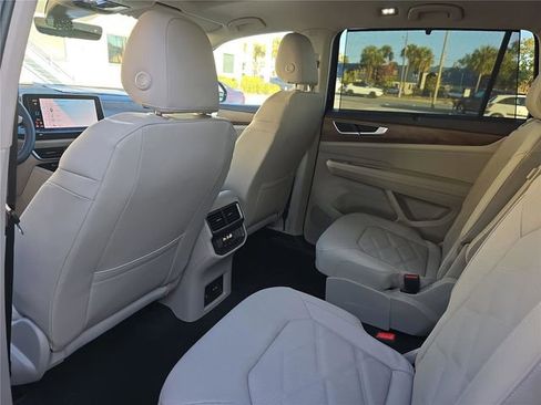 New 2026 Volkswagen Atlas SE image 10
