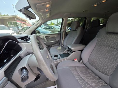 Used 2016 Chevrolet Traverse LS AWD/4WD image 11